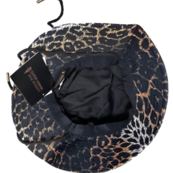 Jeremy Scott Waterproof Leopard Print Bucket Hat Rain Hat - Picture 5 of 6